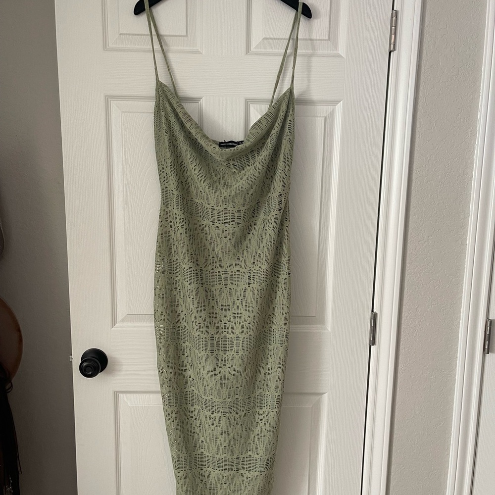 Pretty little thing green dress